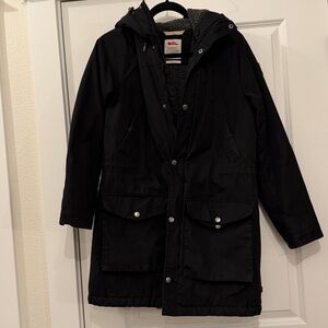 Fjallraven Black Greenland Winter Parka